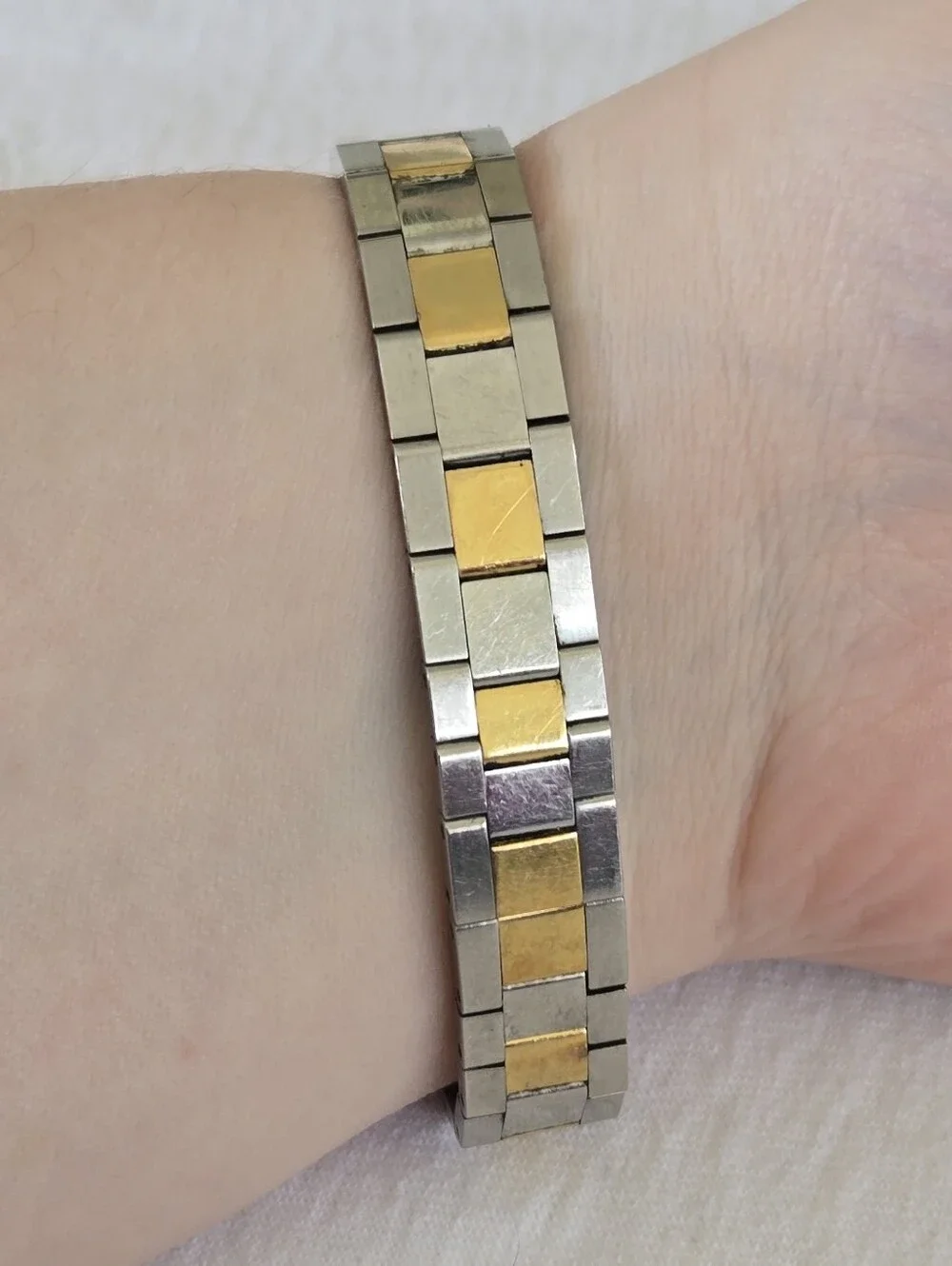 Museum Watch Danbury Mint Two-Tone Gold and Silver Men's Watch with Black Dial